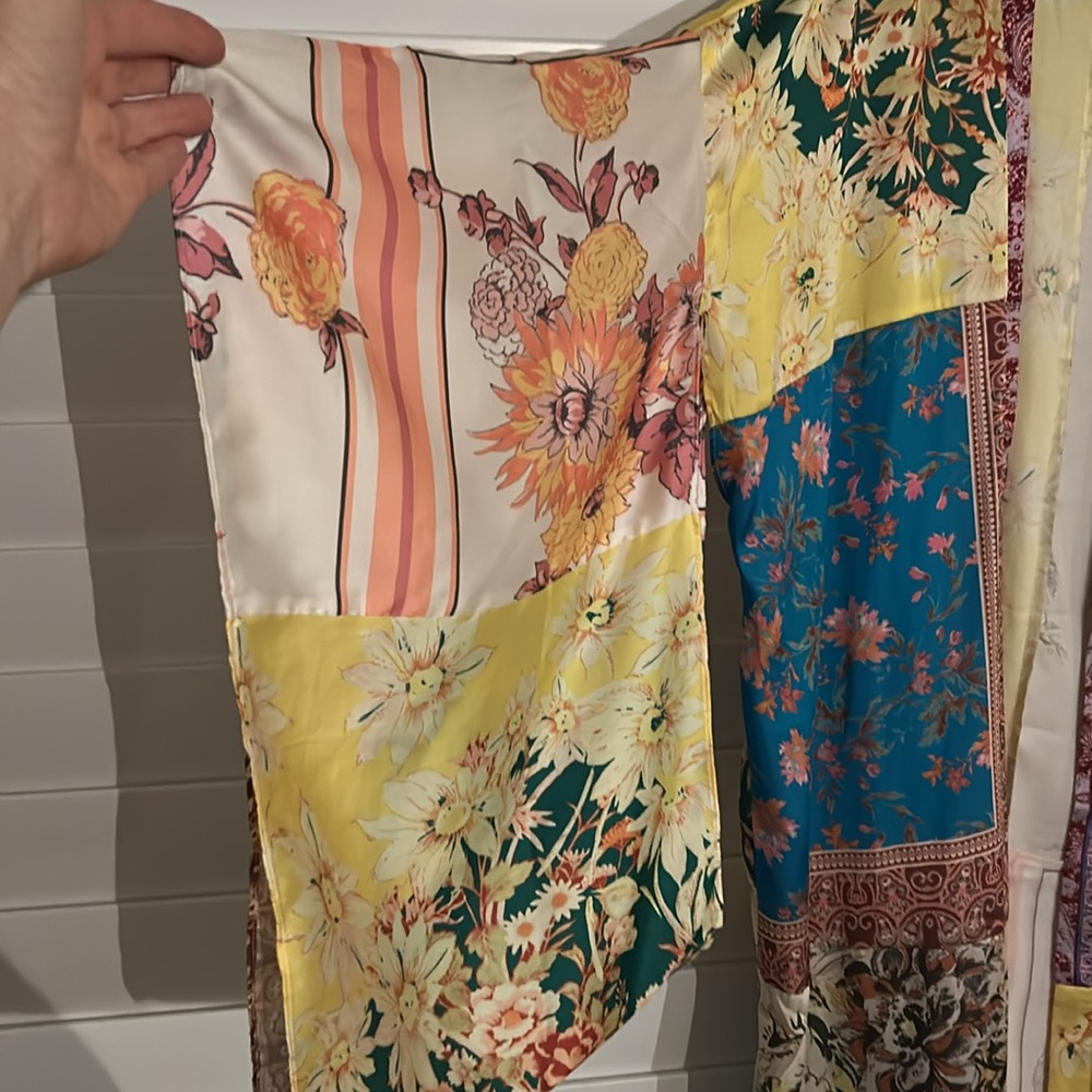 🪷*Final Price*EUC Free People Patched With Love Robe /Kimono. - Picture 6 of 10